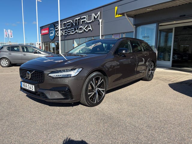 Volvo V90 2023