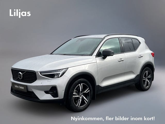 Volvo XC40 2025