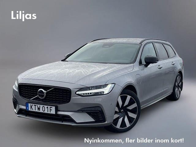 Volvo V90 2025