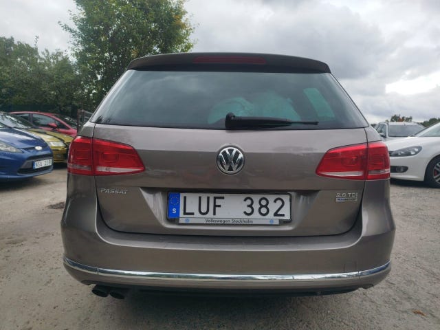 Volkswagen Passat 2012 – bild 4