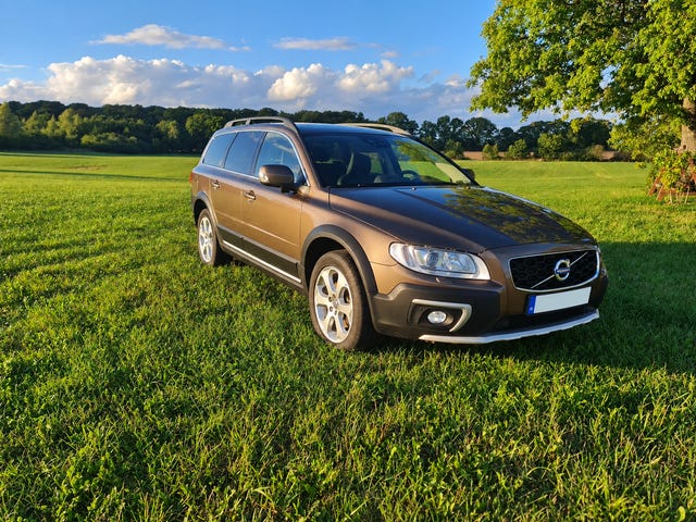 Volvo XC70 2015