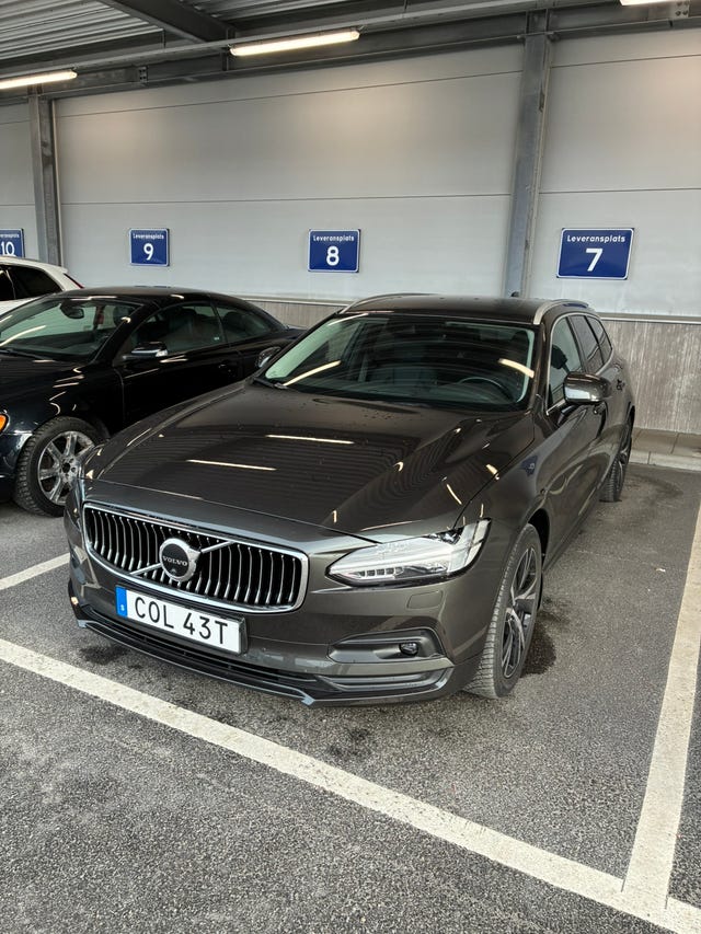 Volvo V90 2021