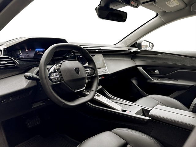 Peugeot 308 SW 2025 – bild 4