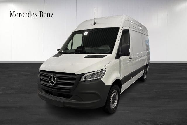 Mercedes-Benz Sprinter 317 2026