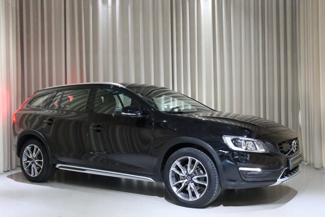 Volvo V60 Cross Country 2018