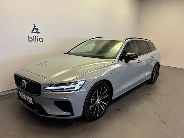 Volvo V60 2025
