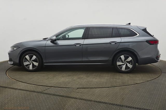 Volkswagen Passat 2025 – bild 2