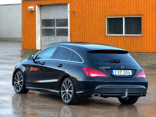 Mercedes-Benz CLA220 — bild 9 av 12