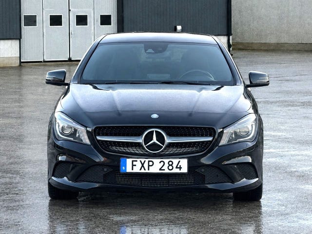 Mercedes-Benz CLA220 — bild 4 av 12