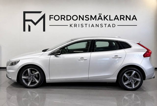 Volvo V40 2016