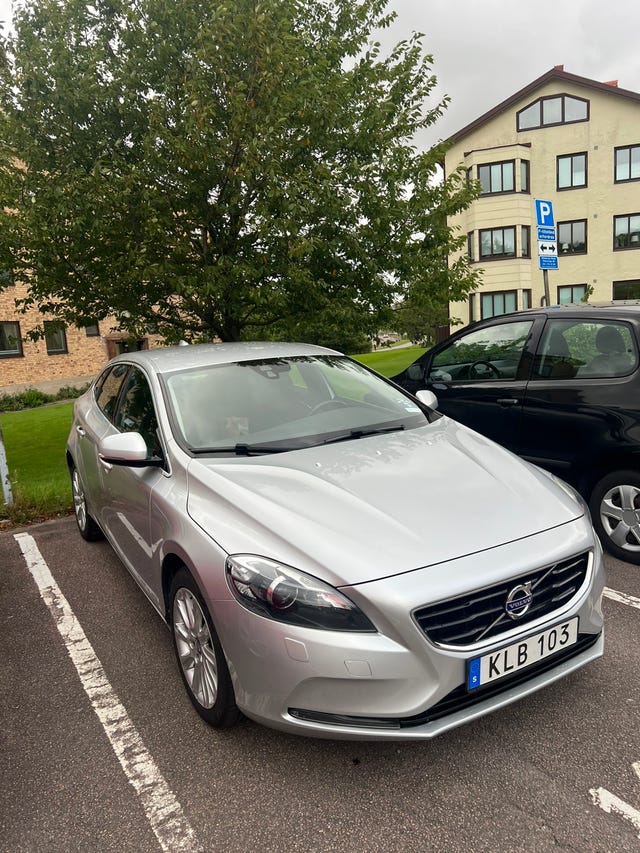 Volvo V40 2014