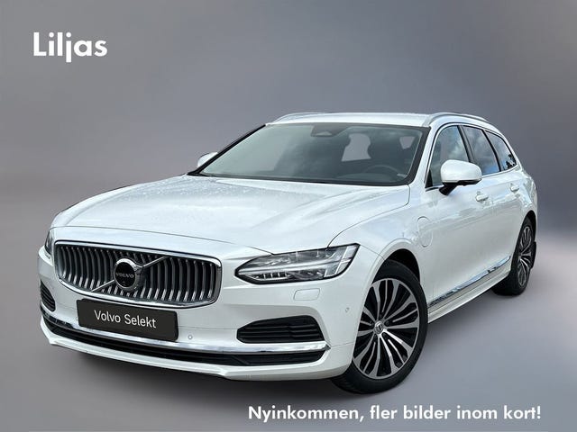 Volvo V90 2025