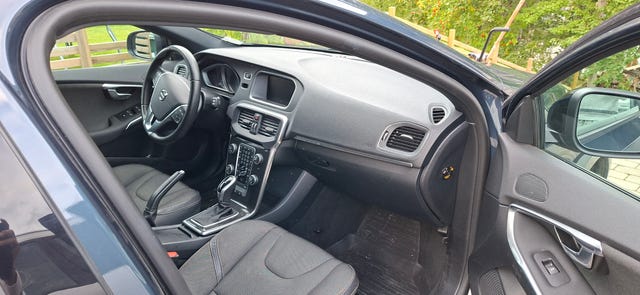 Volvo V40 Cross Country 2017