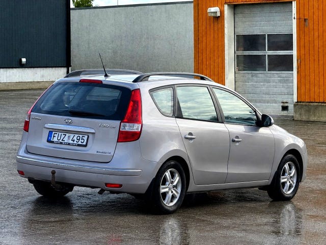 Hyundai i30 — bild 8 av 12