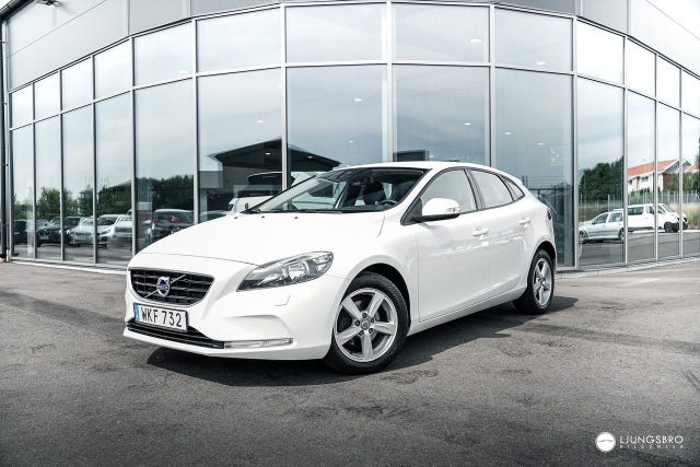 Volvo V40 2014