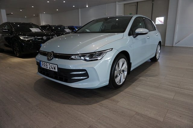 Volkswagen Golf I 2025
