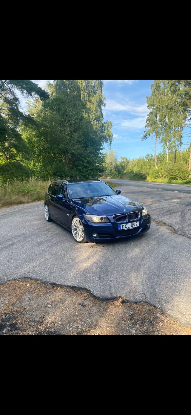 BMW 325i 2011