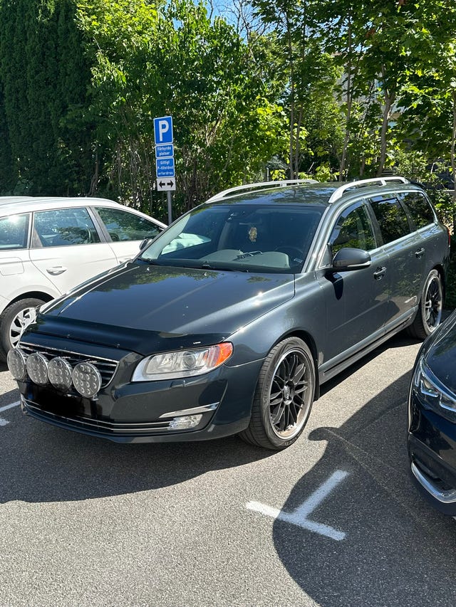 Volvo V70 2014