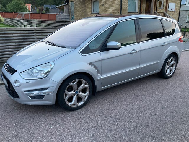 Ford S-MAX 2011