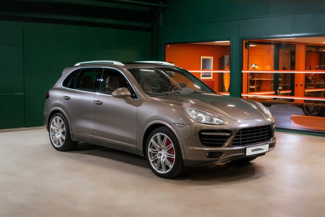 Porsche Cayenne Turbo 2012