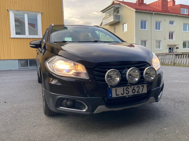 Suzuki SX4 S-Cross 2014
