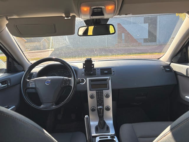Volvo V50 2011 – bild 3