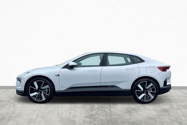 Polestar 4 2025