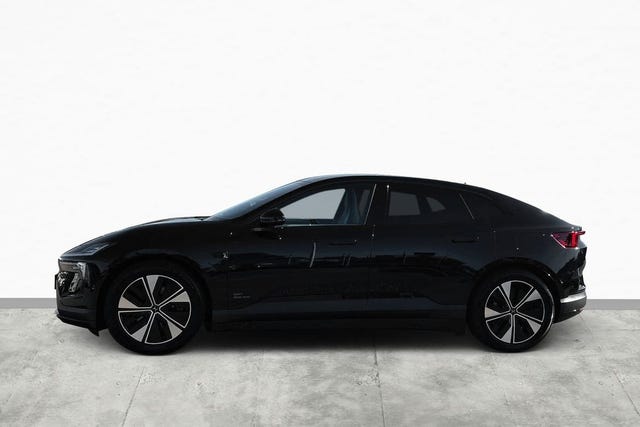 Polestar 4 2025