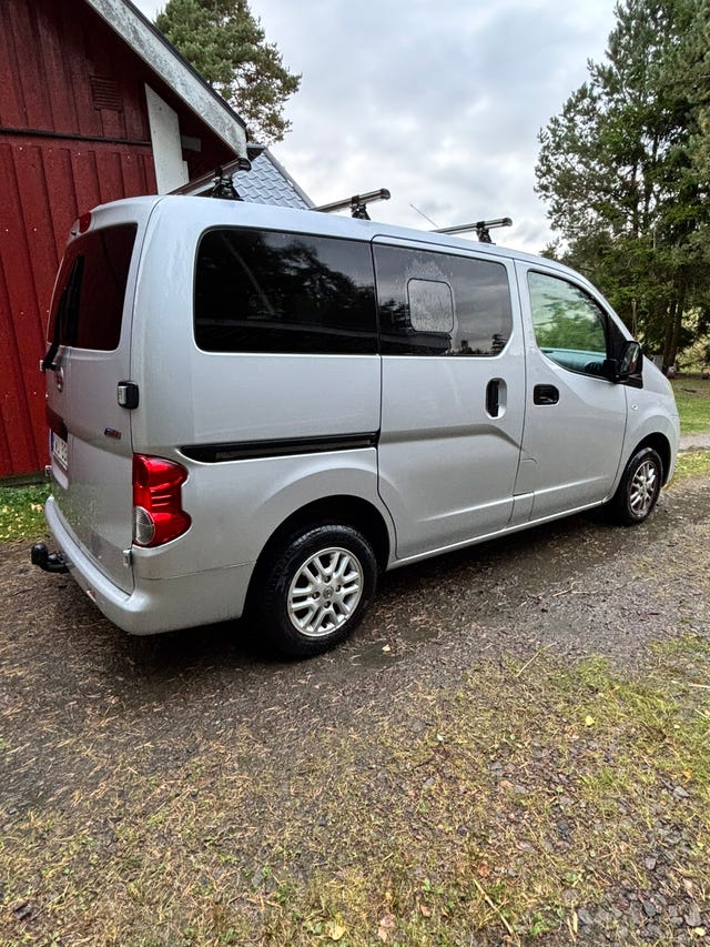 Nissan NV200 2010