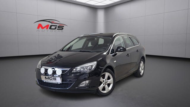 Opel Astra 2011