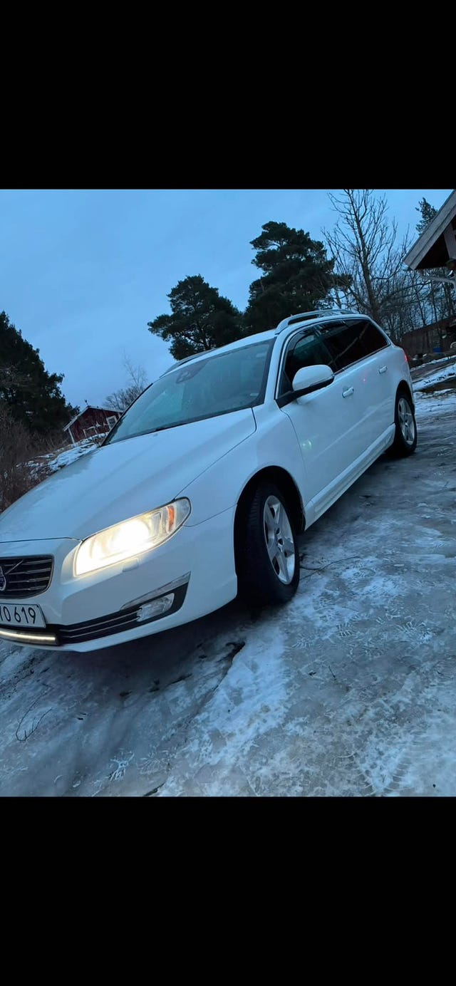 Volvo V70 2016