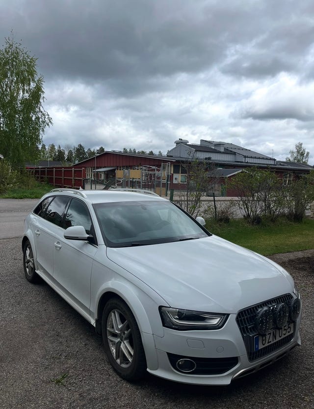 Audi A4 allroad 2016