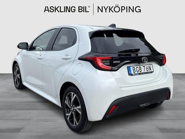 Toyota Yaris 2025 – bild 2