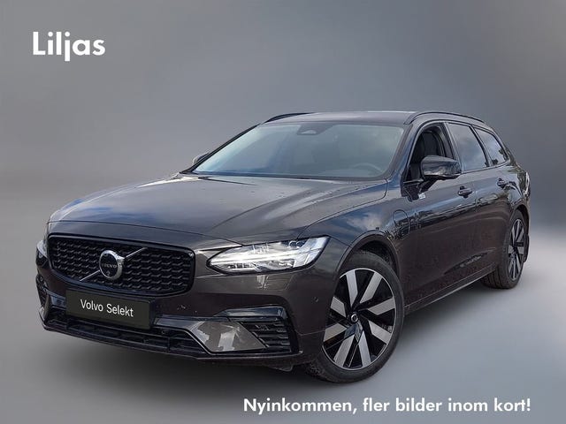 Volvo V90 2025