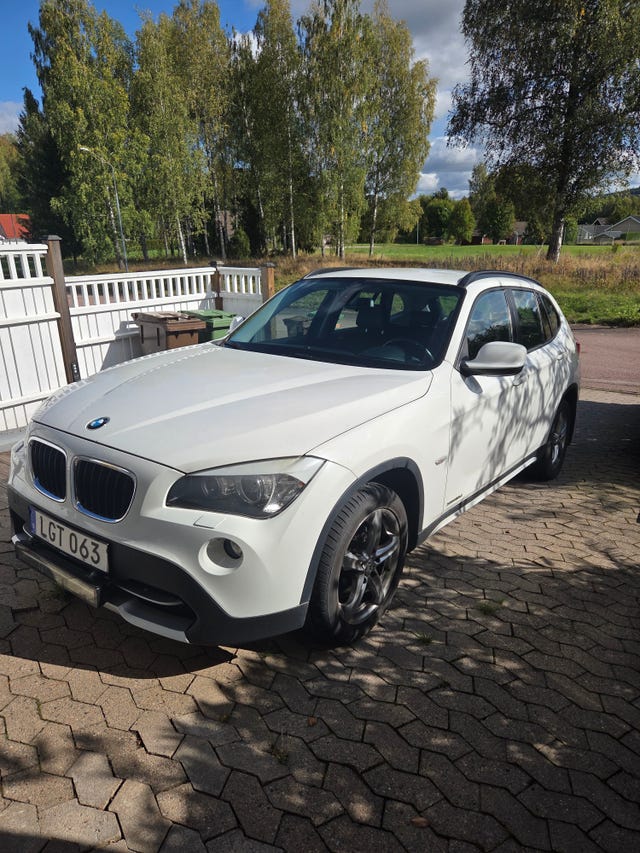 BMW X1 2011