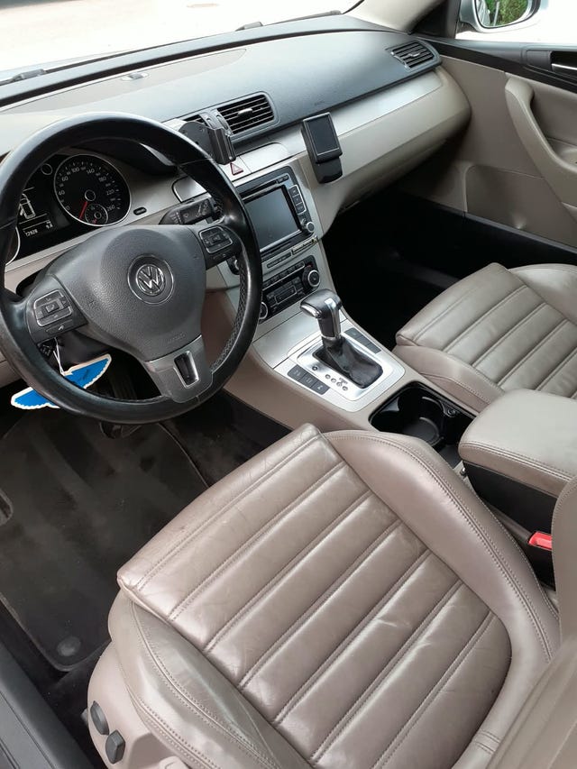 Volkswagen Passat 2010