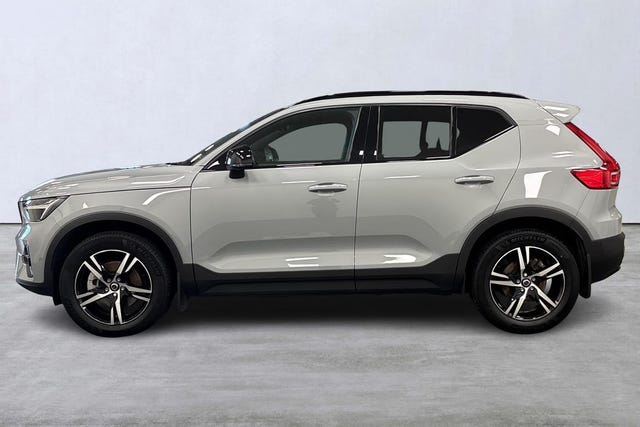 Volvo XC40 2025 – bild 2