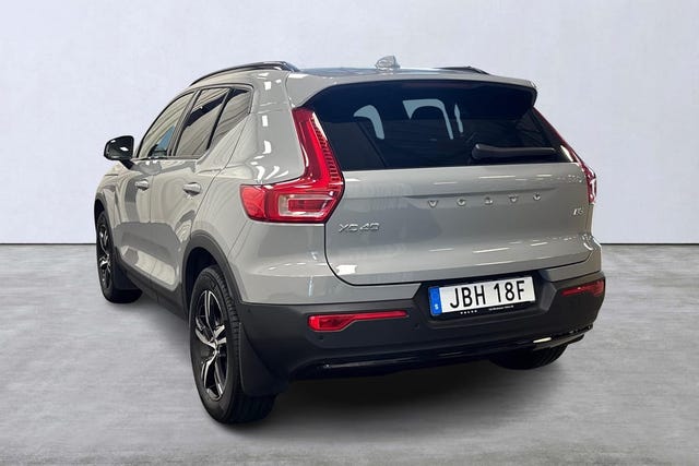 Volvo XC40 2025 – bild 4