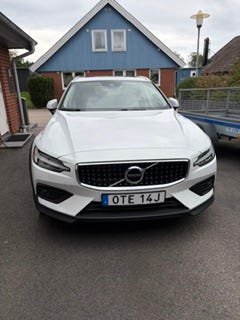 Volvo V60 Cross Country 2021