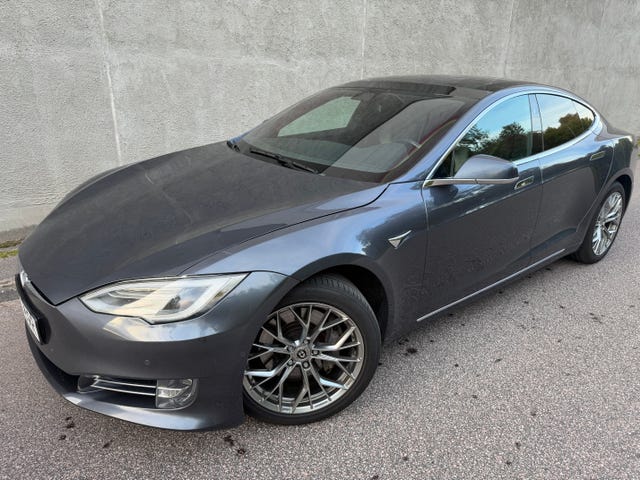Tesla Model S 2019