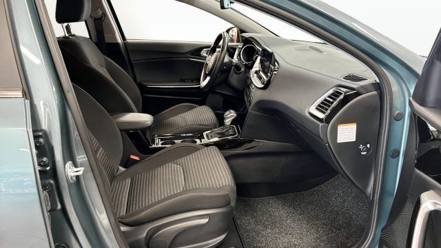 Kia Ceed 2024 – bild 3