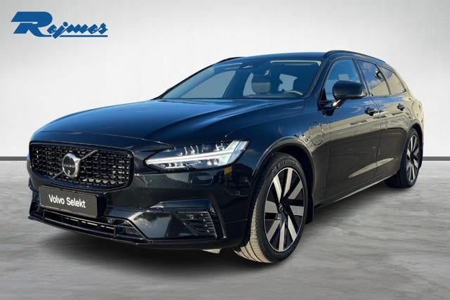 Volvo V90 2025