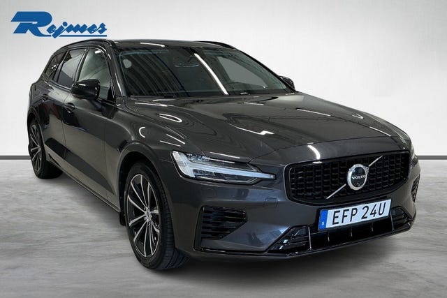 Volvo V60 2025