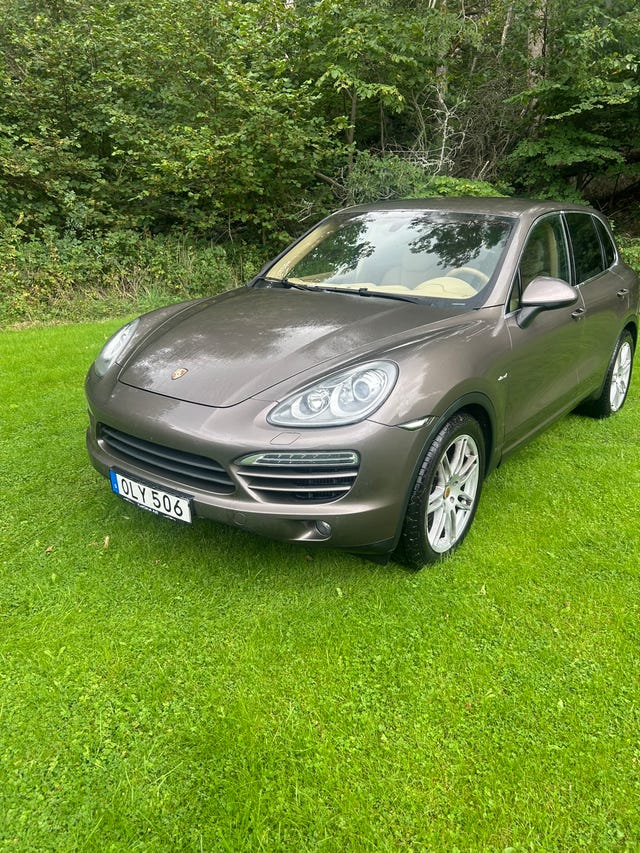 Porsche Cayenne 2012
