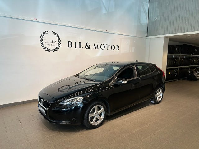 Volvo V40 2017