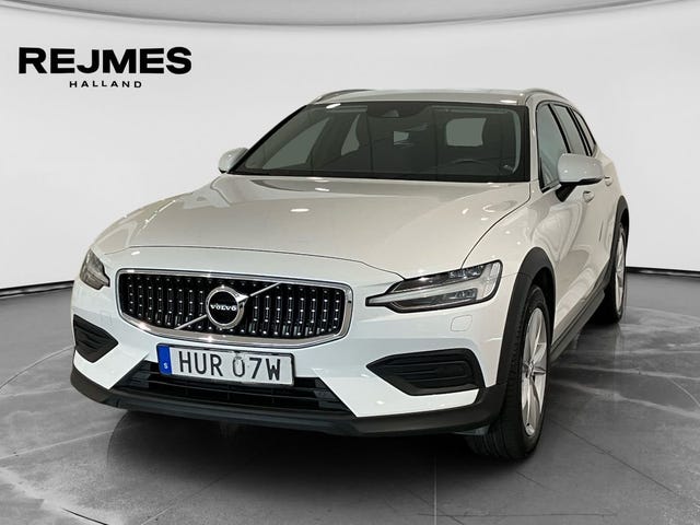 Volvo V60 Cross Country 2022
