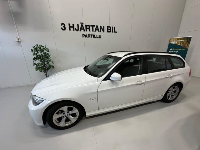 BMW 320d 2011 – bild 2