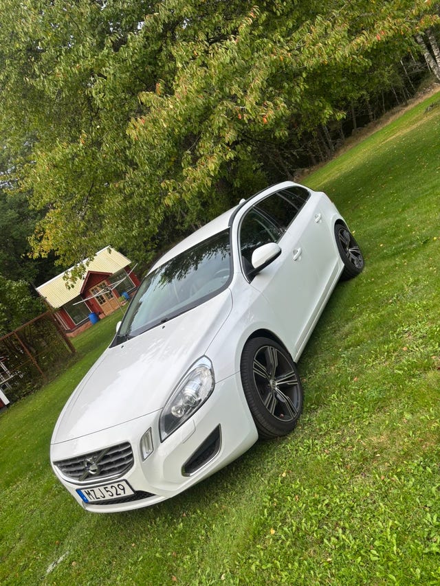 Volvo V60 2013 – bild 2