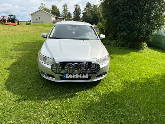 Volvo V70 2011 – bild 2