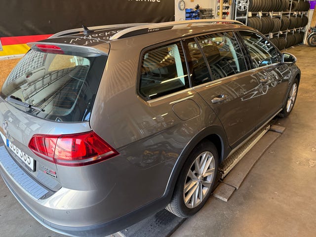 Volkswagen Golf Alltrack 2016